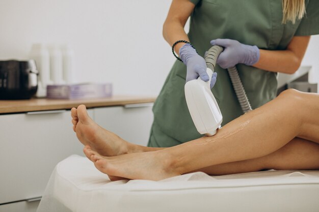Laser Hair Removal in Islamabad vs Waxing: Which is Better?