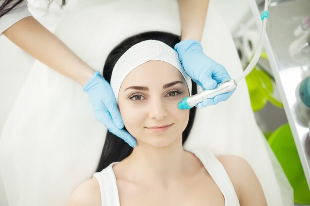 How Skin Whitening Treatment Can Improve Your Skin Tone