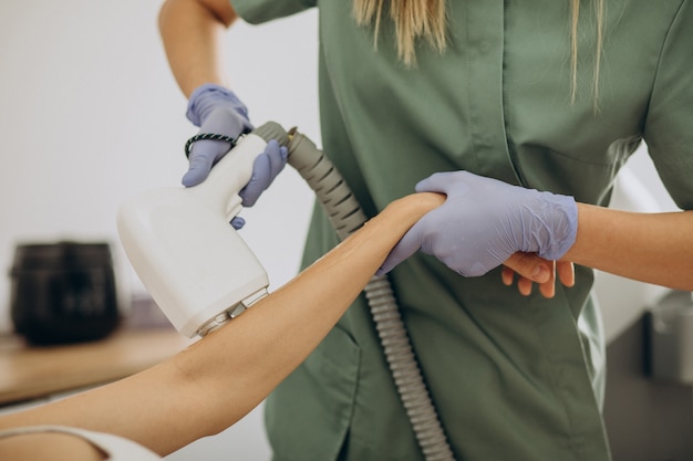 Laser Hair Removal Cost in Pakistan: What You Need to Know