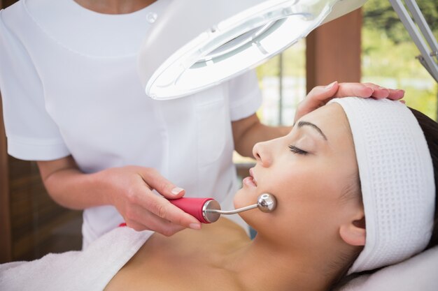 How Microdermabrasion Treatment Works for Glowing Skin