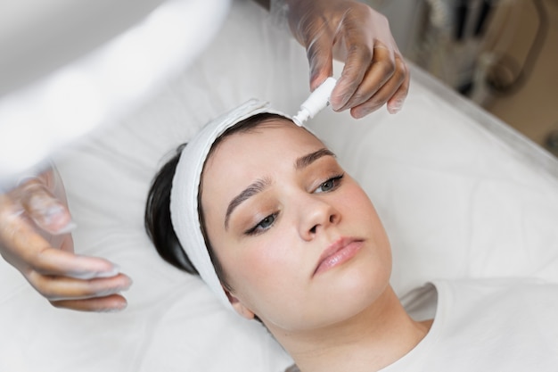 HydraFacial vs. Traditional Facials: Which is Better for You?