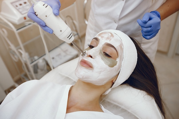 Skin Whitening Treatment: Discover the Best Methods for Bright Skin