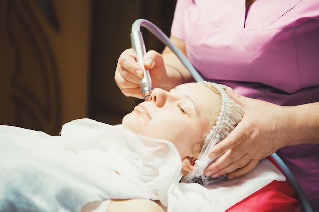 Microdermabrasion Treatment Benefits: Top Reasons to Try It
